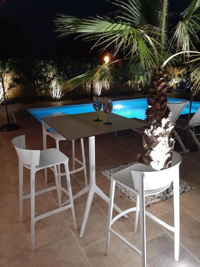 VILLA RASOA chambre LOVE Agde Exterior foto